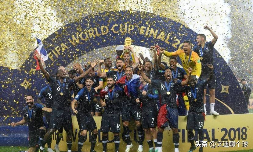 记者：最近放出的B费发言是几周前的采访，当时他在葡萄牙队（记者澄清：近期流传的B费言论源自数周前随葡萄牙队的采访）