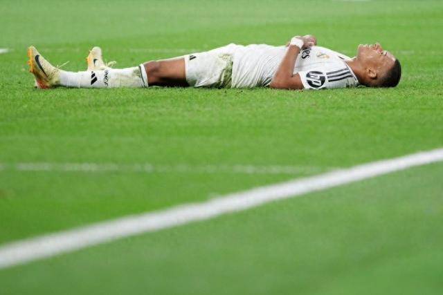 最新消息，国安争冠决定主帅去留，侯森重回首发河南大热不轻敌