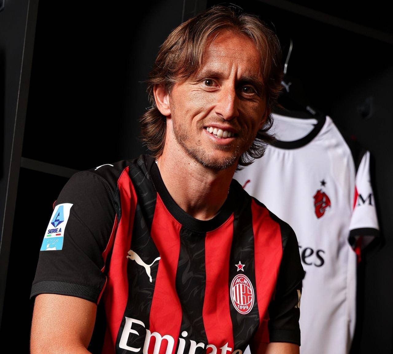 广东3消息！杜锋被打自闭，徐杰天神下凡，胡明轩即将复出