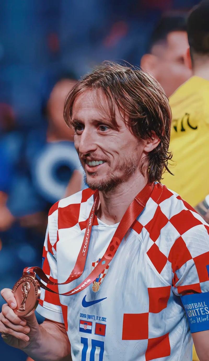 穆雷37+7遭遇里程悲，空砍全场最高分