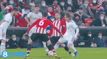 足球曝某豪门将出售队内三名老将，重建计划开启