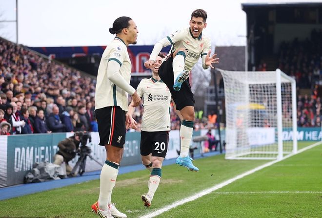 球衣颜色相近？当值主裁把维罗纳与乌迪内斯搞混了