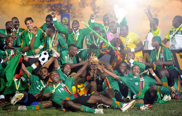 足球周刊：刘若钒曾想回成都却被徐正源拒绝，后获里卡多、穆斯卡特赏识（足球周刊：刘若钒欲回归成都遭徐正源拒绝，此后获里卡多与穆斯卡特青睐）