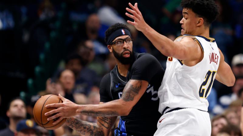 孔萨：凯恩给球队设立标准，那自然而然会激励我们